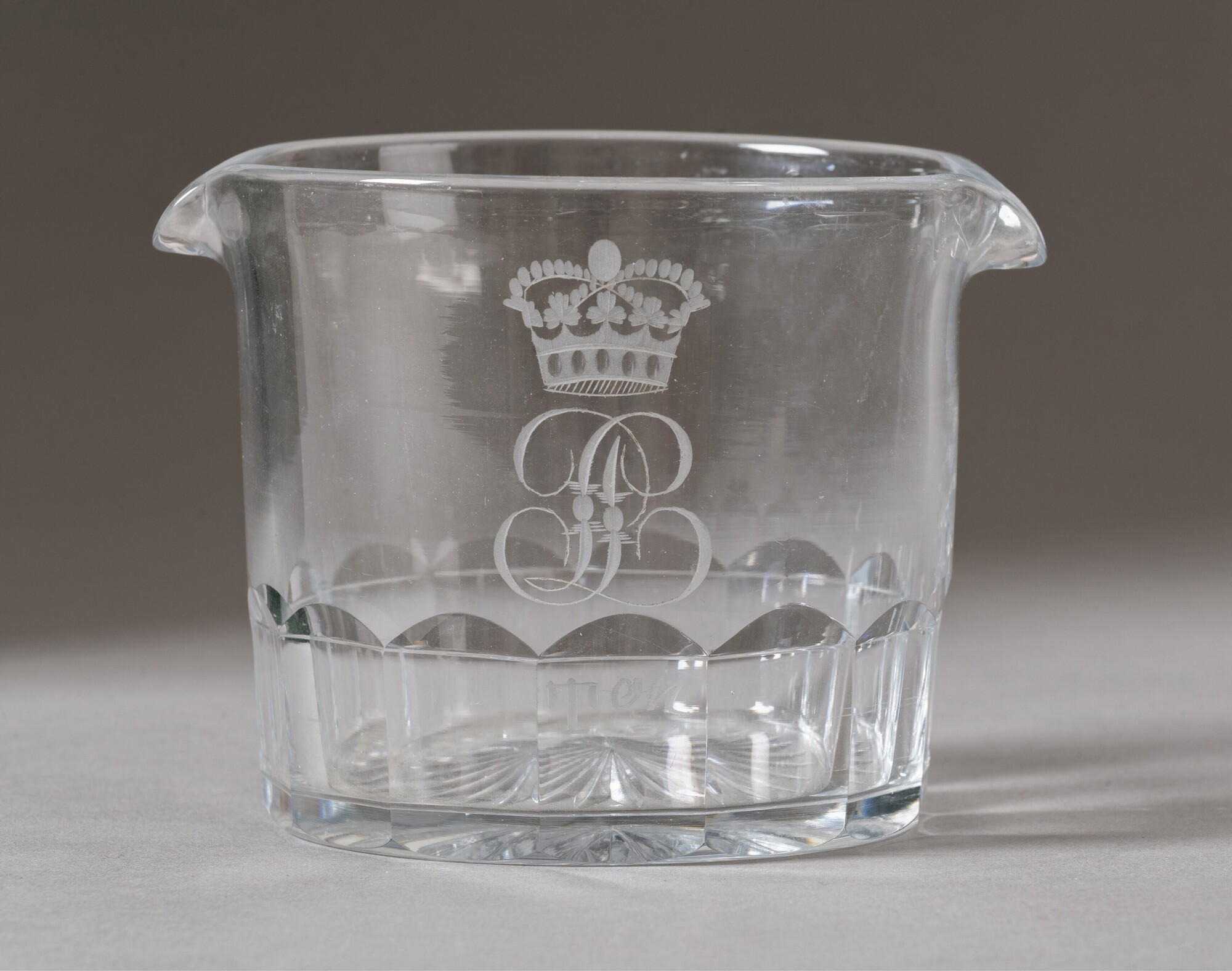 Rafraichissoir à verre Louis-Philippe