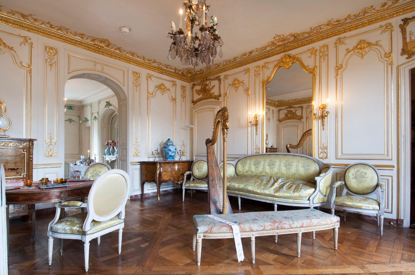 Le musée Lambinet : découverte de la vie quotidienne à travers la reconstitution d'un appartement du XVIIIème siècle