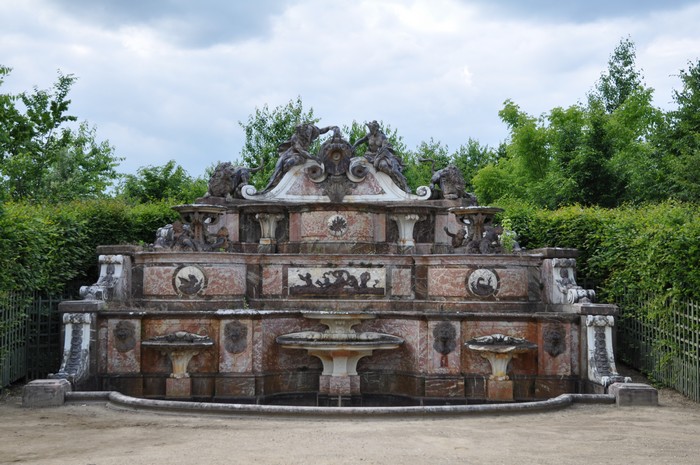 Visite du Buffet d'Eau du Grand Trianon avant sa restauration