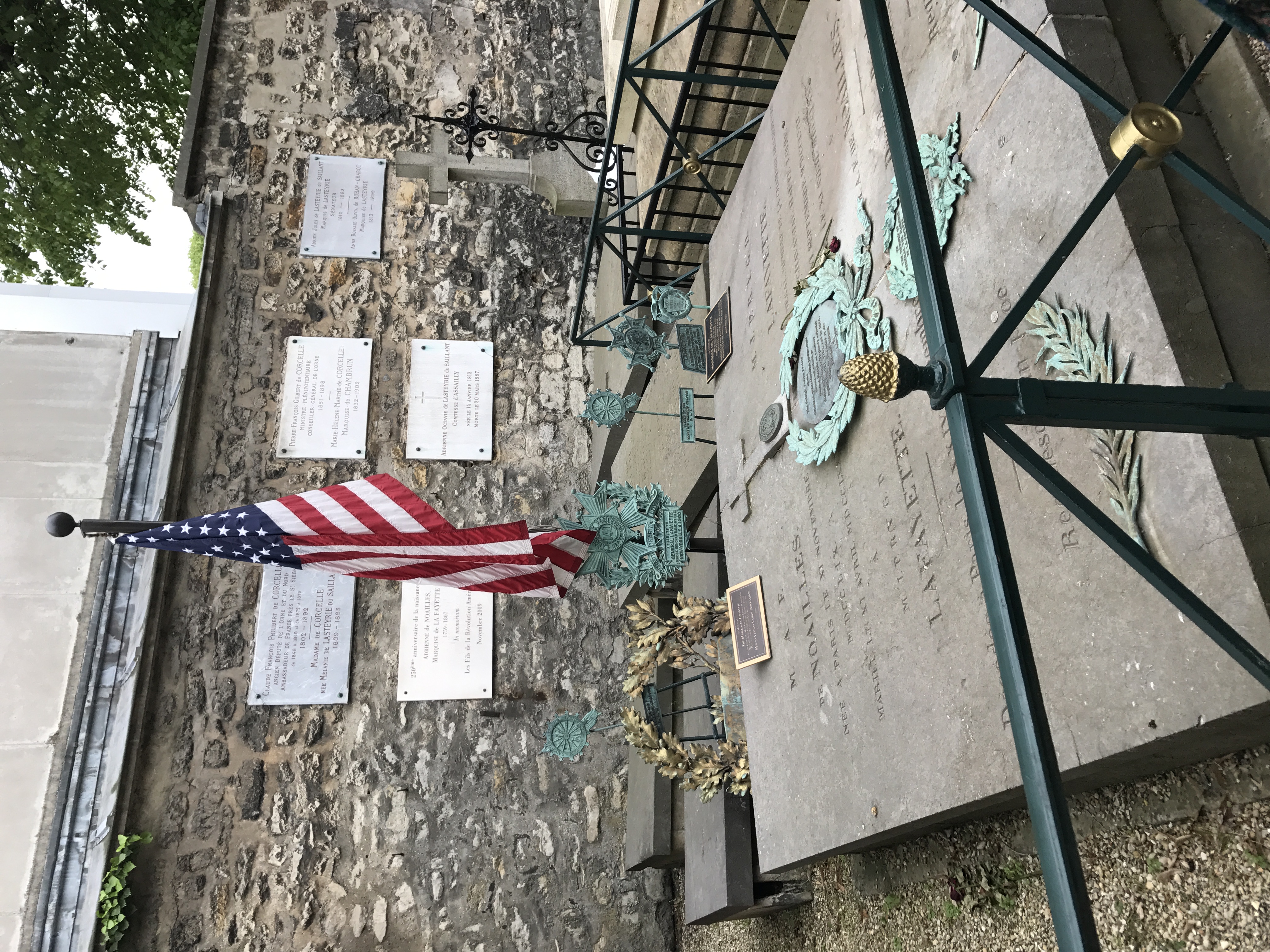 Visite : Le cimetière de Picpus
